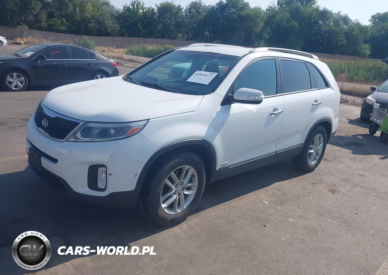 2015 Kia Sorento Lx VIN:5XYKTCA64FG570669 - 2
