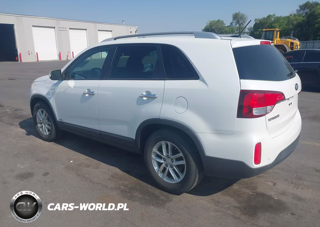 2015 Kia Sorento Lx VIN:5XYKTCA64FG570669 - 3