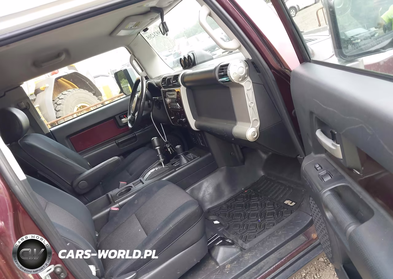 2007 Toyota Fj Cruiser VIN:JTEBU11F670039302 - 3