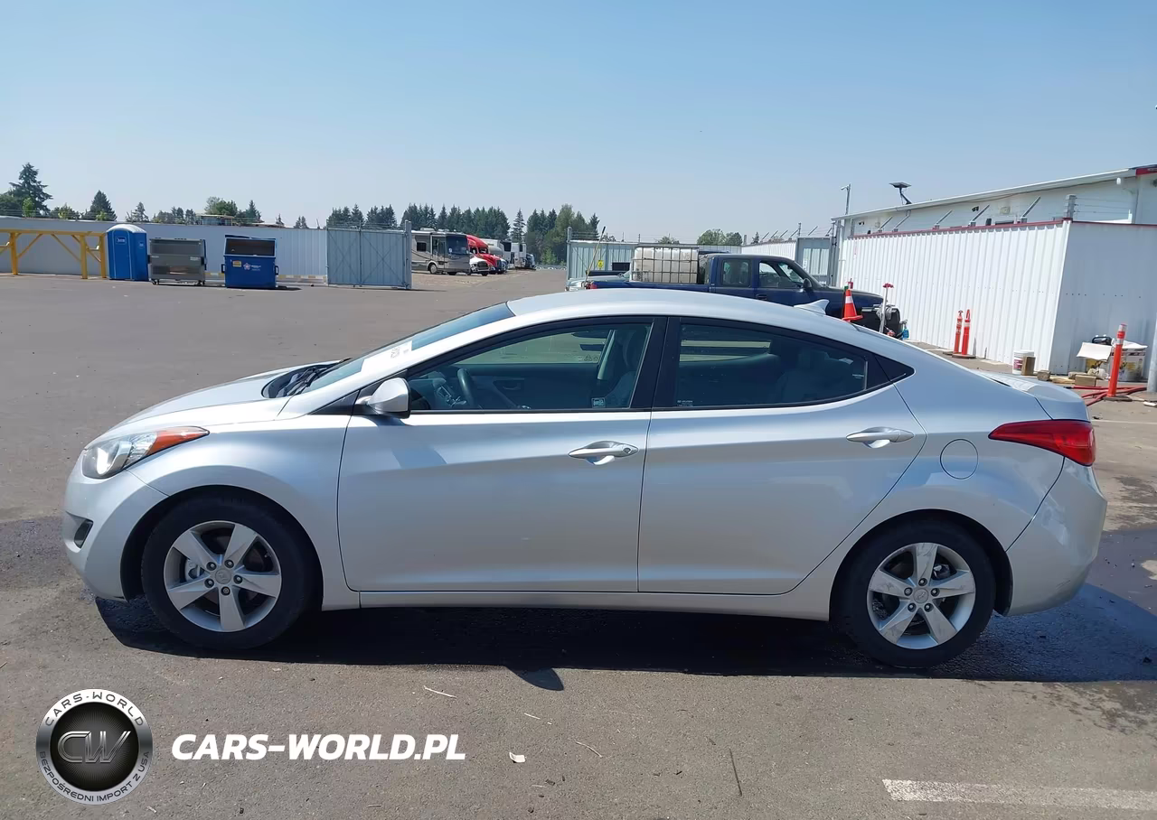 2013 Hyundai Elantra Gls VIN:5NPDH4AE8DH410162 - 14