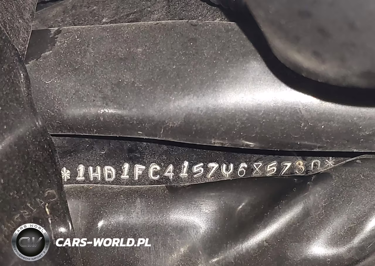 2007 Harley-Davidson Flhtcui VIN:1HD1FC4157Y685730 - 10