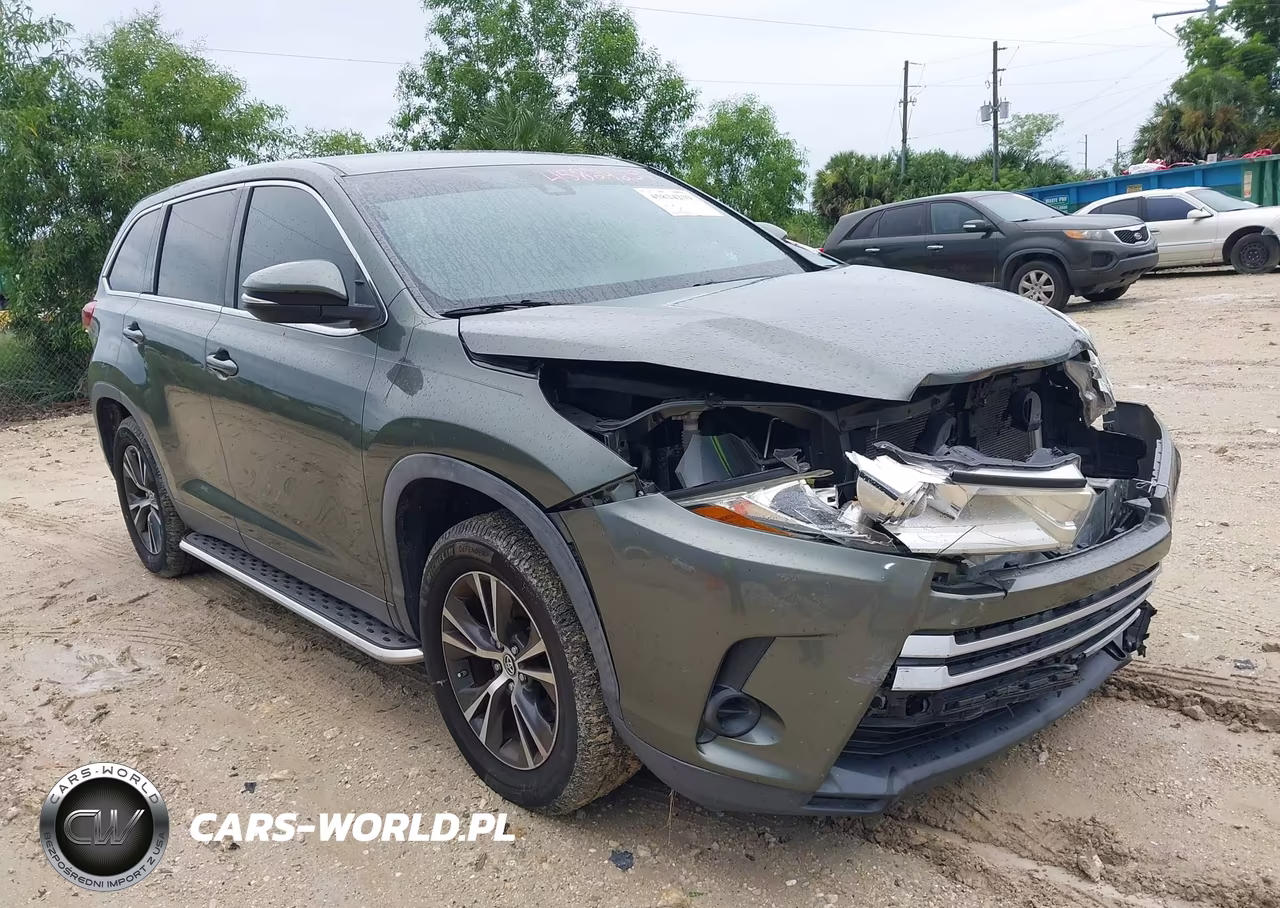 2019 Toyota Highlander Le