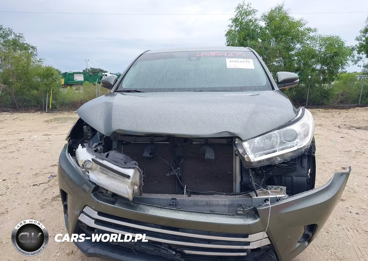 2019 Toyota Highlander Le VIN:5TDZARFH7KS059651 - 6