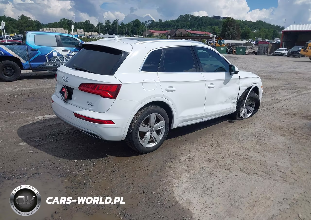 2018 Audi Q5 2.0T Premium-2.0T Tech Premium VIN:WA1BNAFY2J2007173 - 4