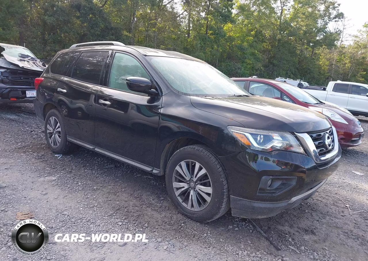 2017 Nissan Pathfinder Sv – zdjęcie 1 z 16