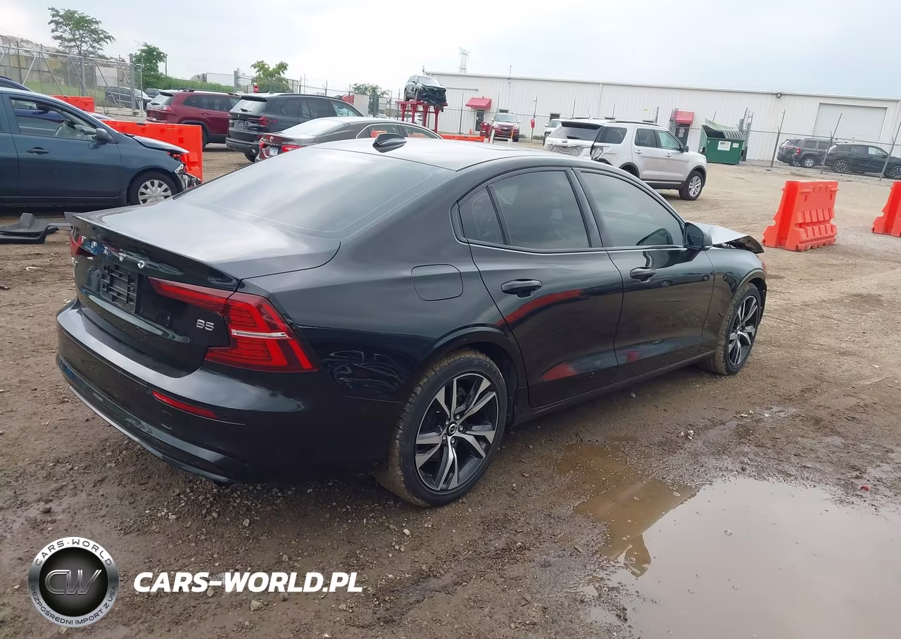 2024 Volvo S60 B5 Core Dark Theme VIN:7JRL12FK8RG326827 - 4