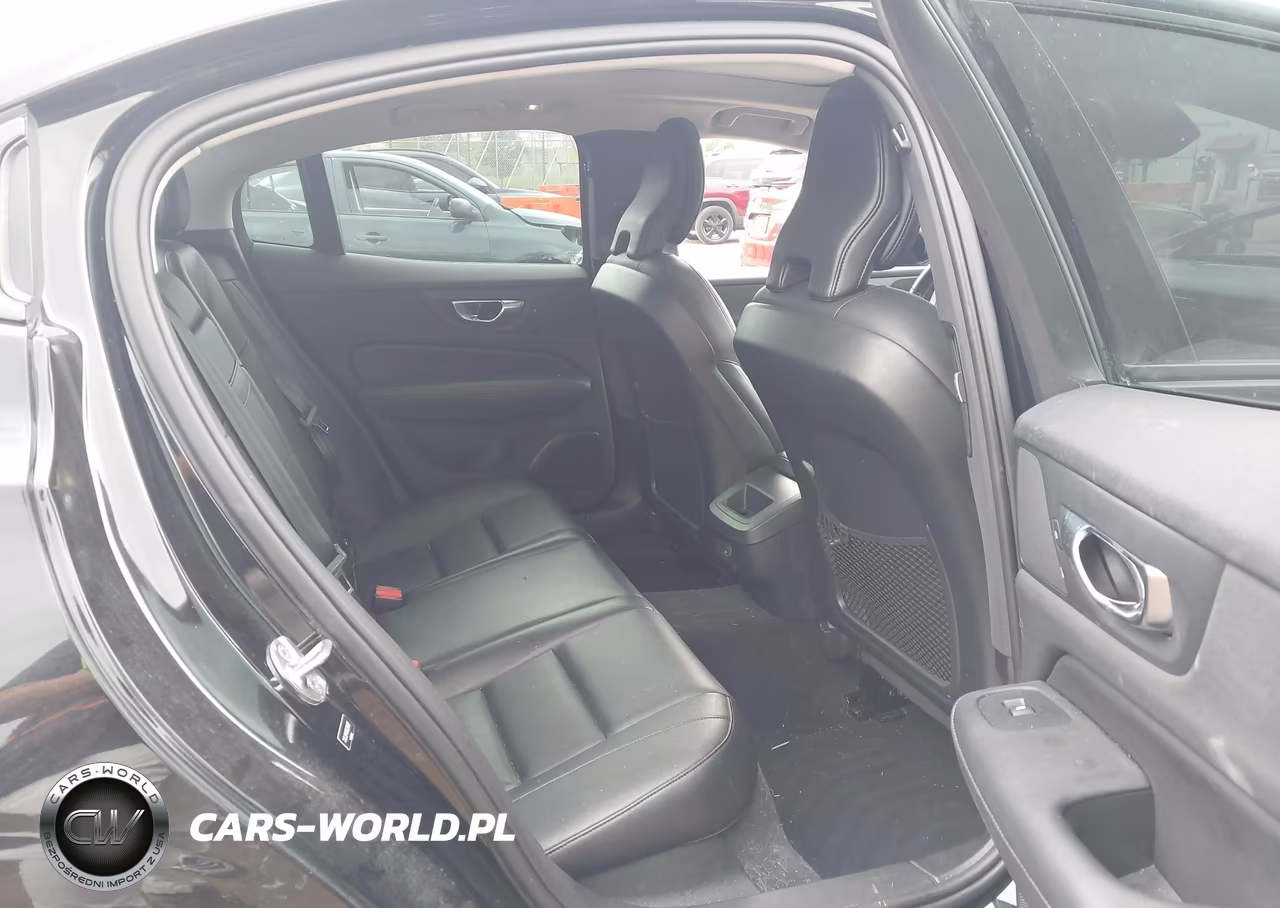 2024 Volvo S60 B5 Core Dark Theme VIN:7JRL12FK8RG326827 - 8