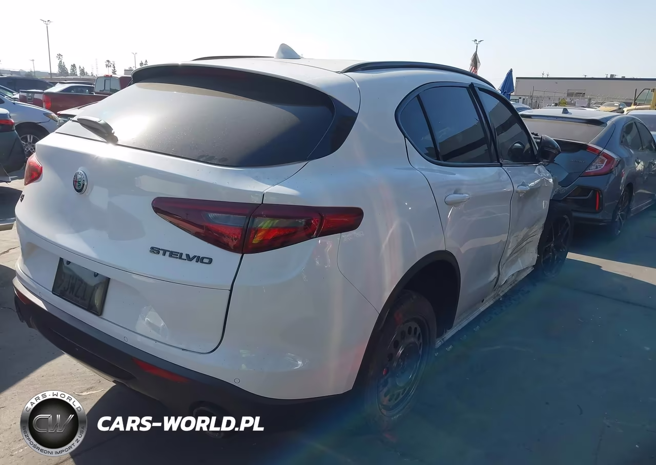 2019 Alfa Romeo Stelvio Ti Sport Awd VIN:ZASPAKBN6K7C50828 - 4
