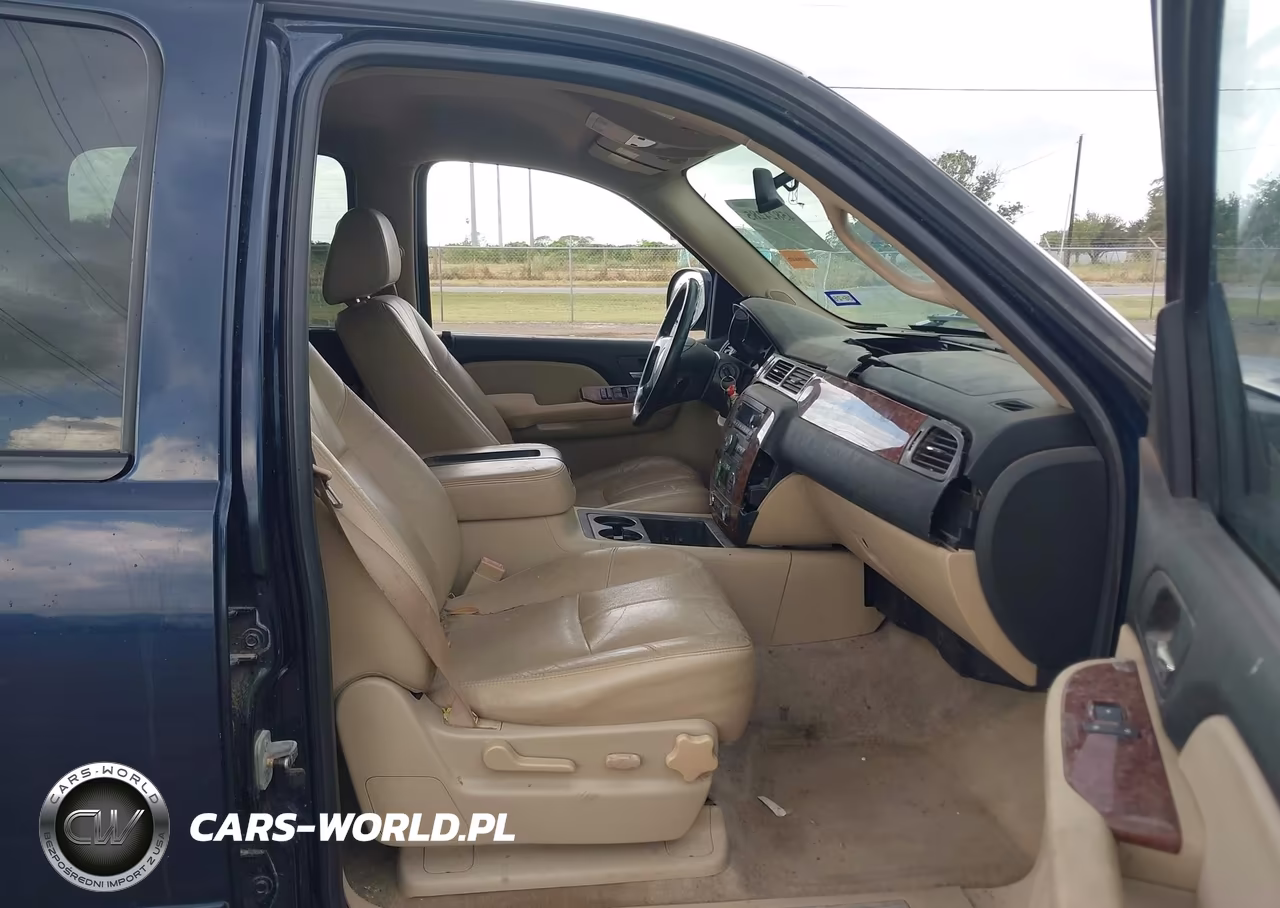 2008 Chevrolet Suburban 1500 Lt VIN:1GNFC16098R142909 - 5