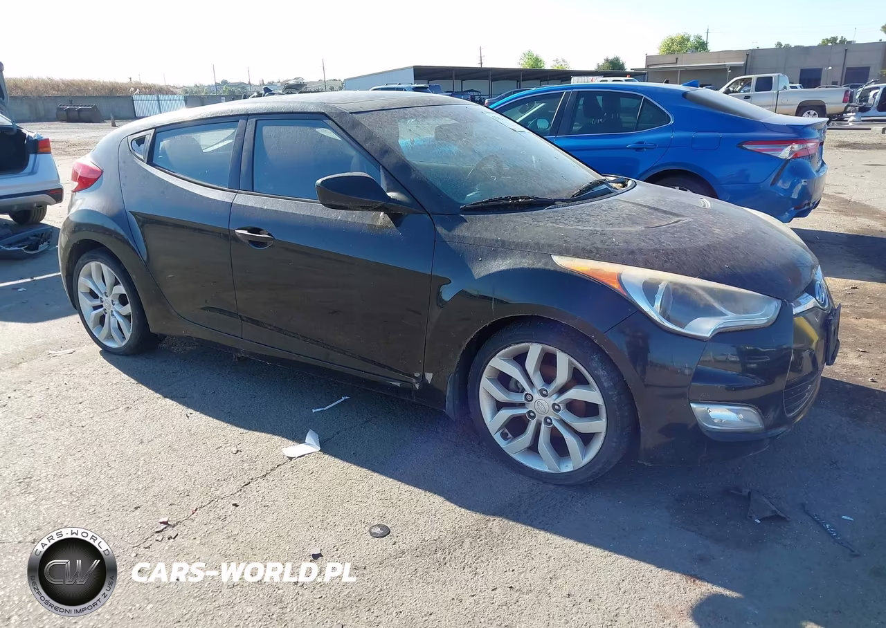 2012 Hyundai Veloster Base W-Red-Black