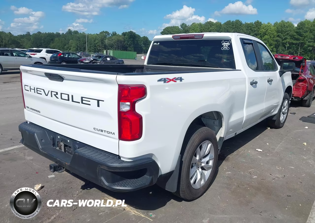 2020 Chevrolet Silverado 1500 4Wd Standard Bed Custom VIN:1GCRYBEHXLZ289625 - 4