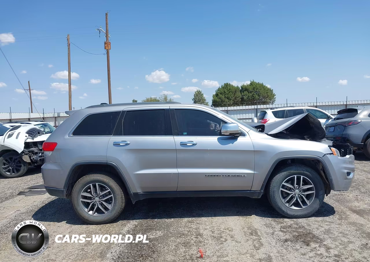 2018 Jeep Grand Cherokee Limited 4X4 VIN:1C4RJFBG3JC303890 - 13