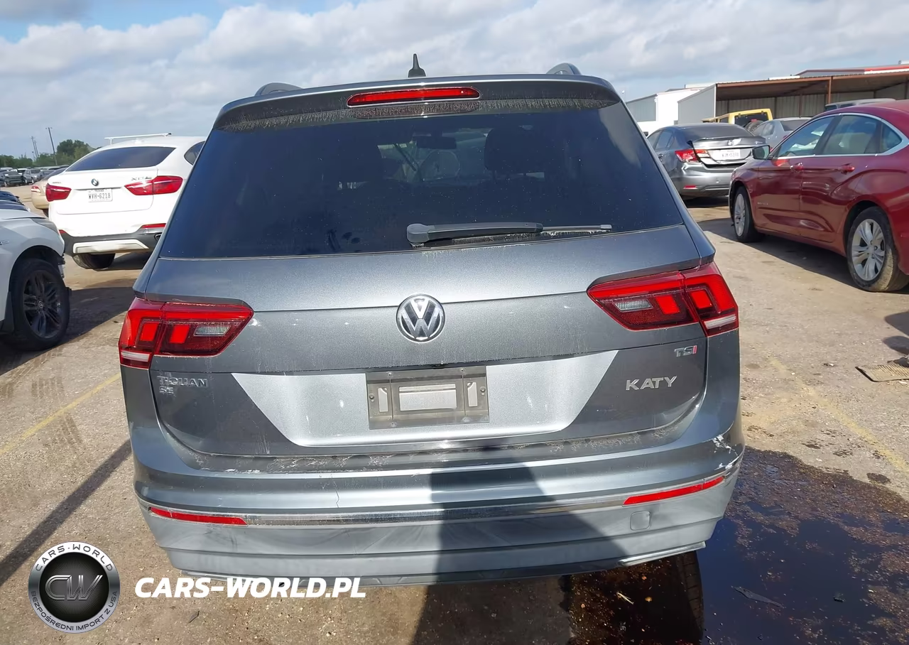 2018 Volkswagen Tiguan VIN:3VV3B7AX7JM013338 - 16