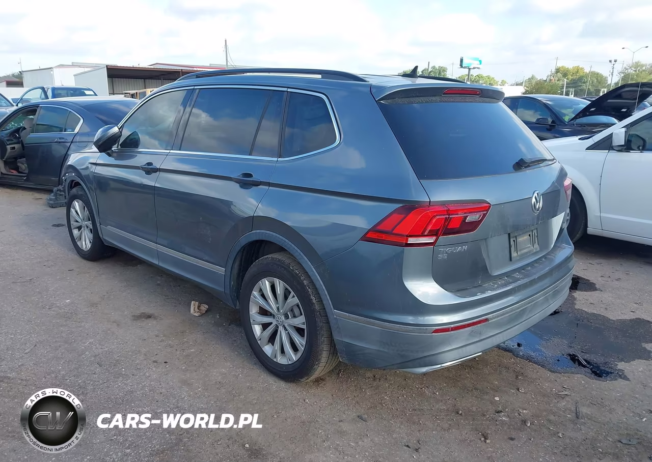 2018 Volkswagen Tiguan VIN:3VV3B7AX7JM013338 - 3