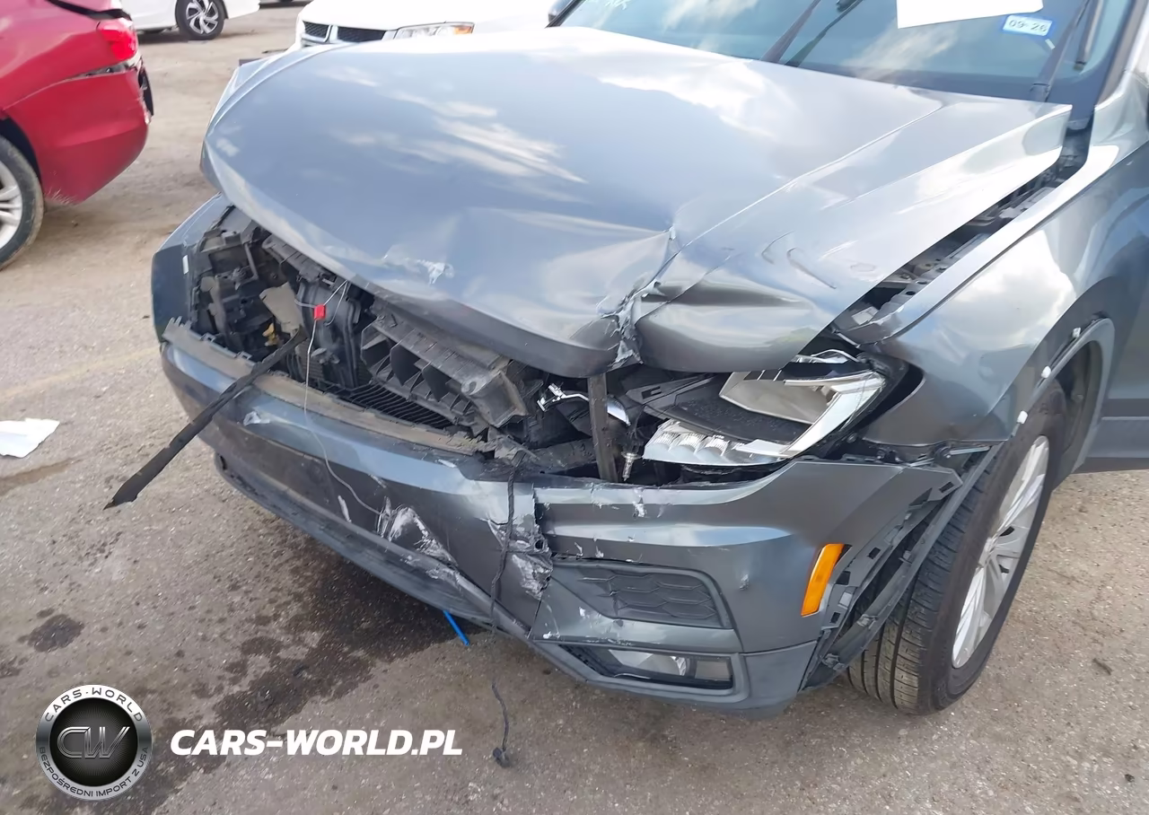 2018 Volkswagen Tiguan VIN:3VV3B7AX7JM013338 - 6