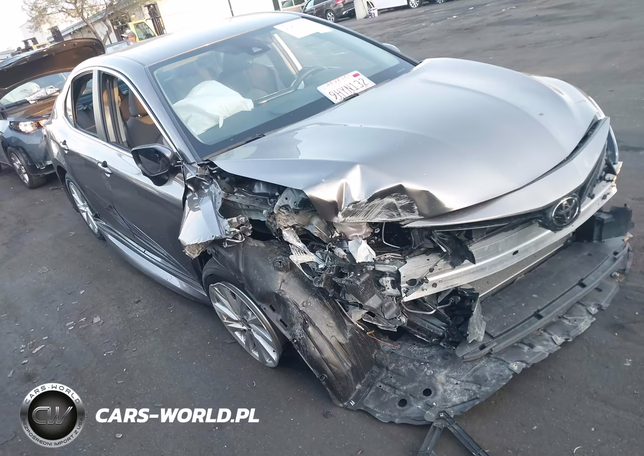 2024 Toyota Camry Le