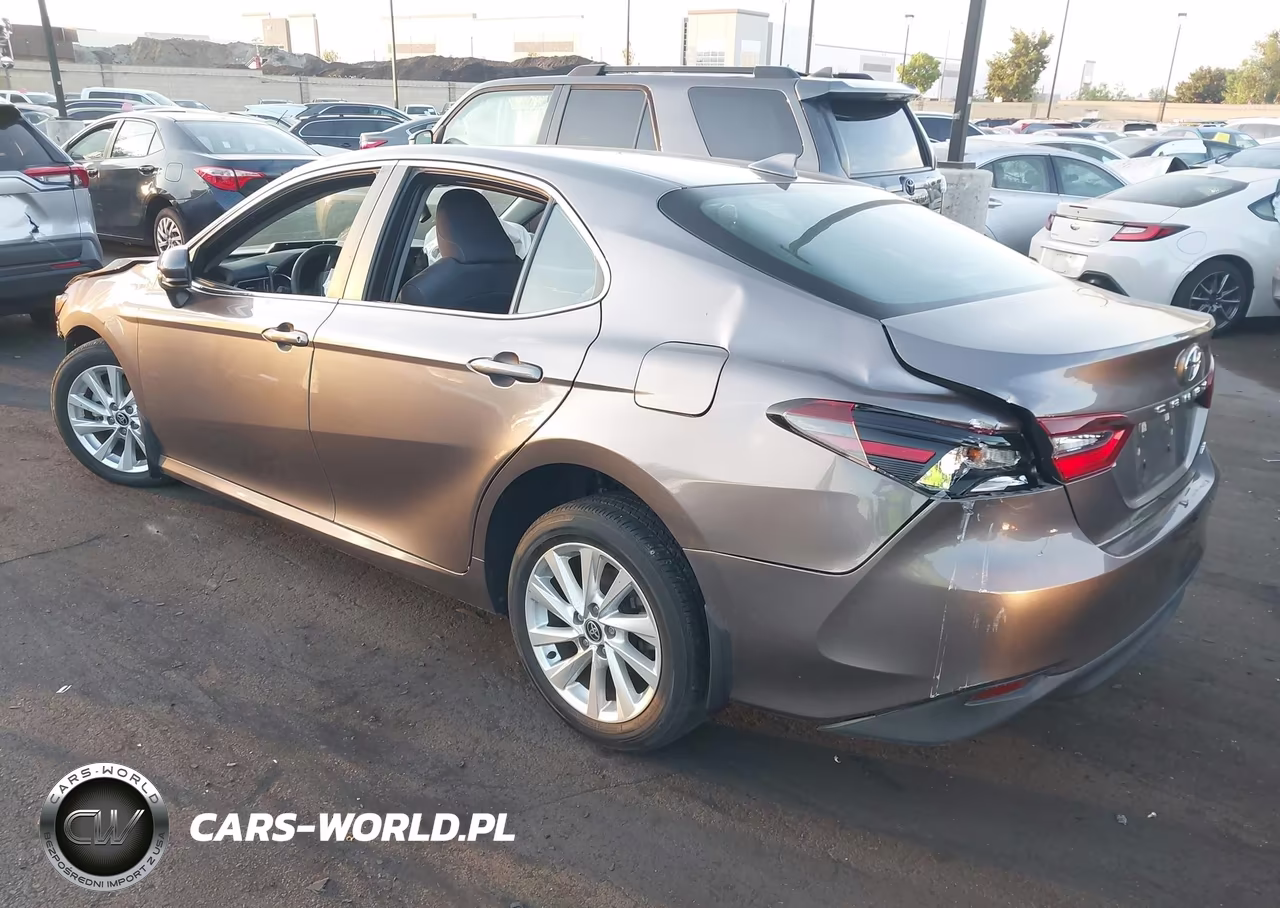 2024 Toyota Camry Le VIN:4T1C11AK6RU189058 - 3