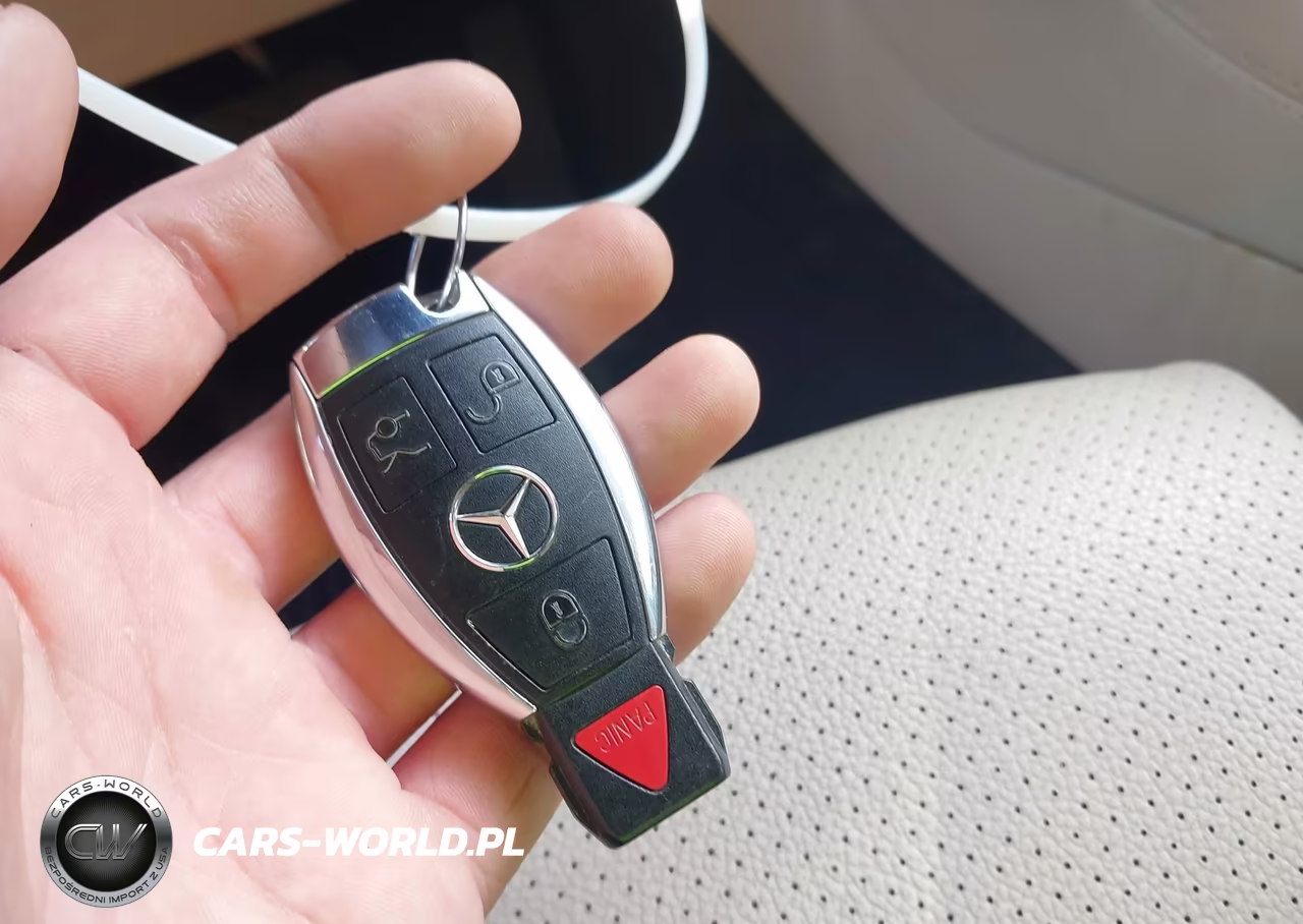 2018 Mercedes-Benz Glc 300 4Matic VIN:WDC0G4KB7JV028166 - 11