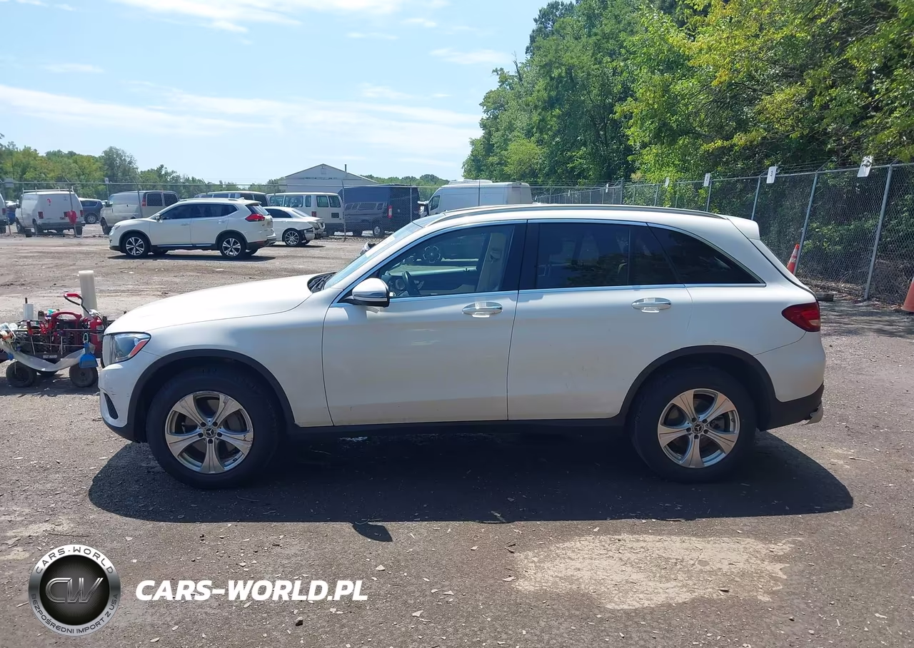 2018 Mercedes-Benz Glc 300 4Matic VIN:WDC0G4KB7JV028166 - 14