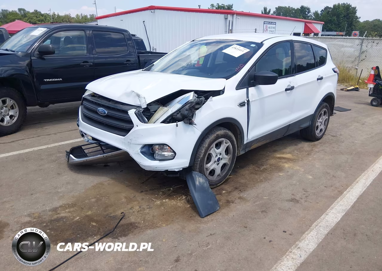 2017 Ford Escape S VIN:1FMCU0F78HUA25184 - 2