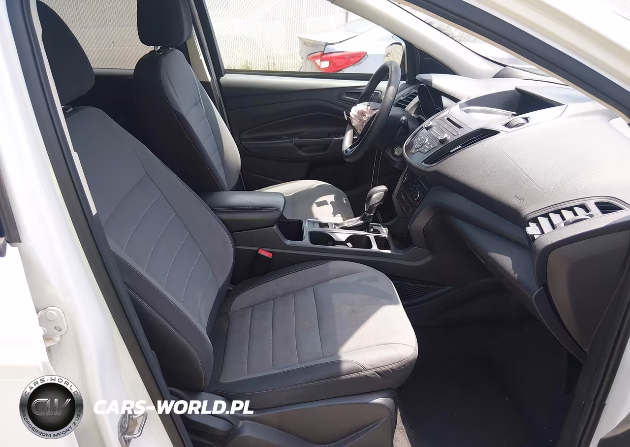 2017 Ford Escape S VIN:1FMCU0F78HUA25184 - 5