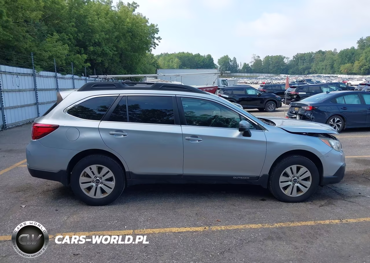 2015 Subaru Outback 2.5I Premium VIN:4S4BSBFC2F3289370 - 13