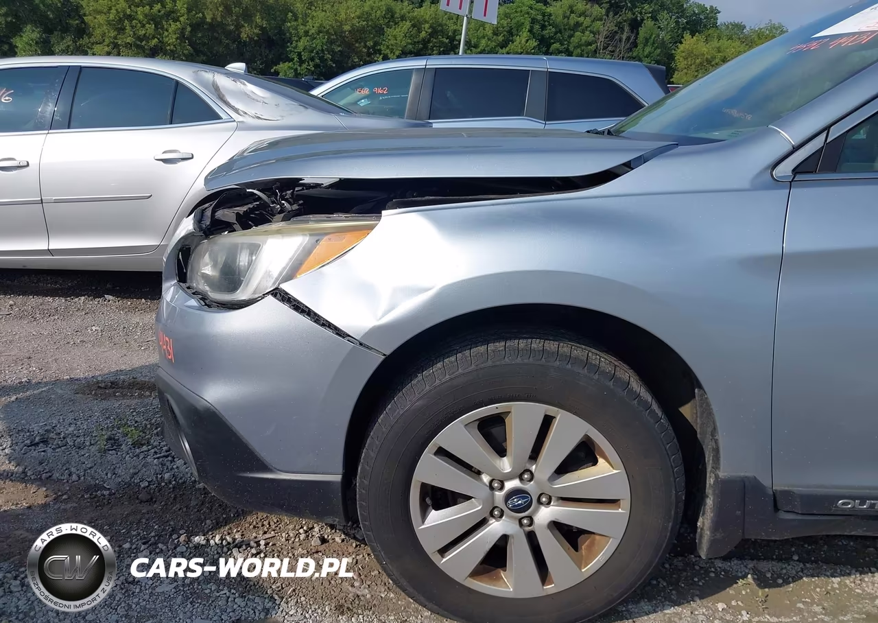 2015 Subaru Outback 2.5I Premium VIN:4S4BSBFC2F3289370 - 18