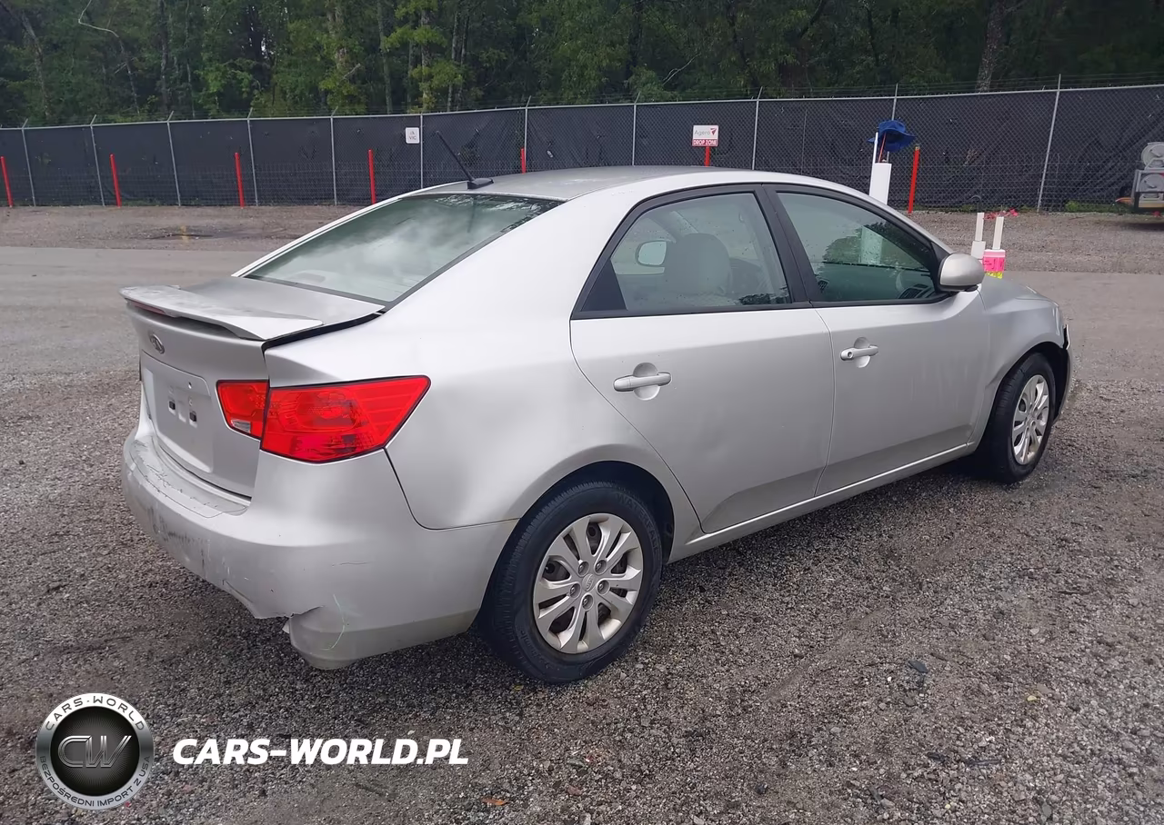 2013 Kia Forte Lx VIN:KNAFT4A22D5677291 - 4