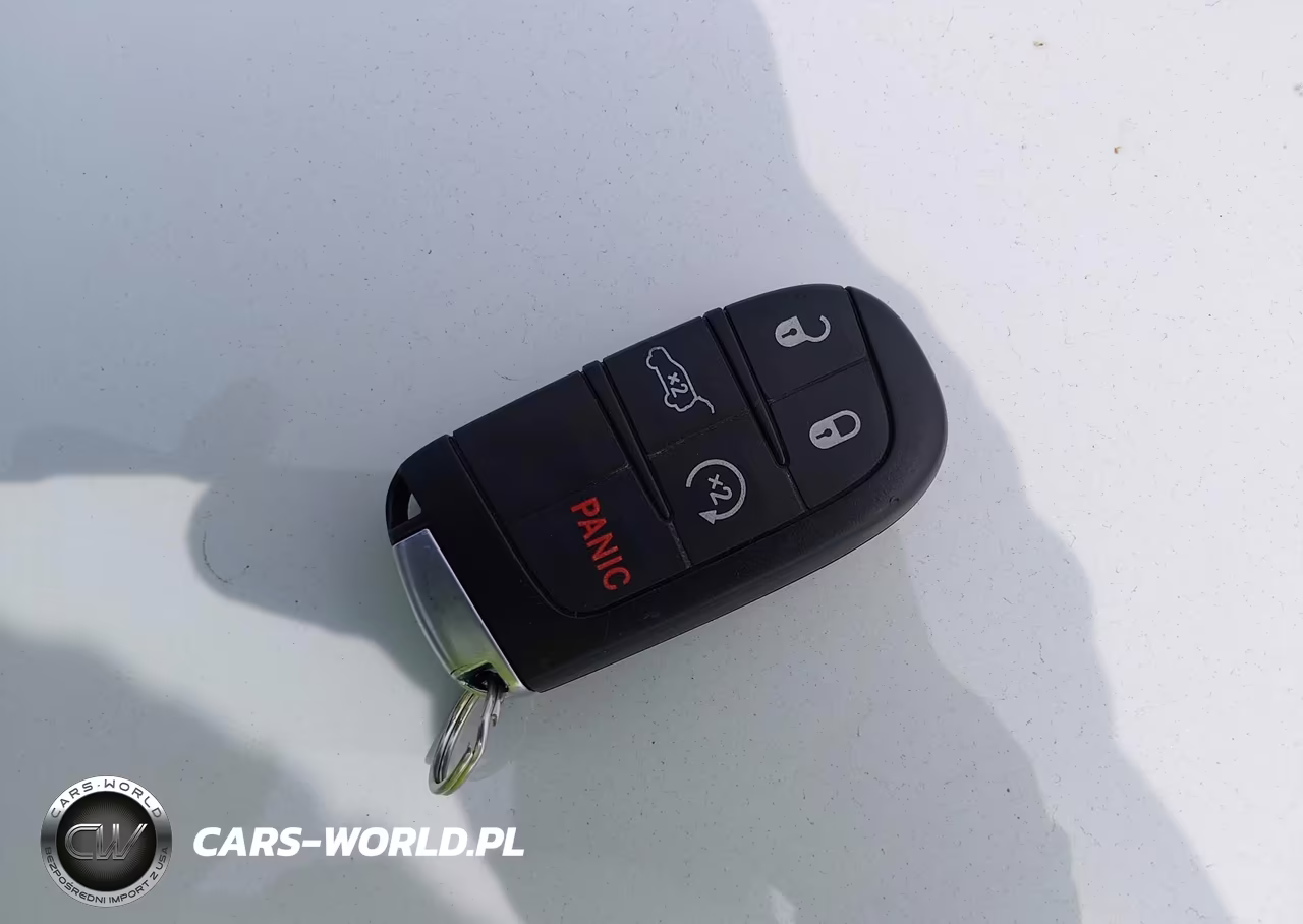 2015 Jeep Grand Cherokee Summit VIN:1C4RJFJM1FC879895 - 11