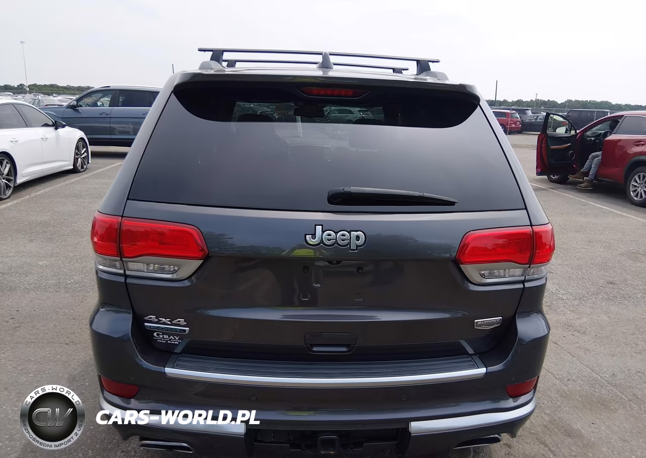2015 Jeep Grand Cherokee Summit VIN:1C4RJFJM1FC879895 - 16