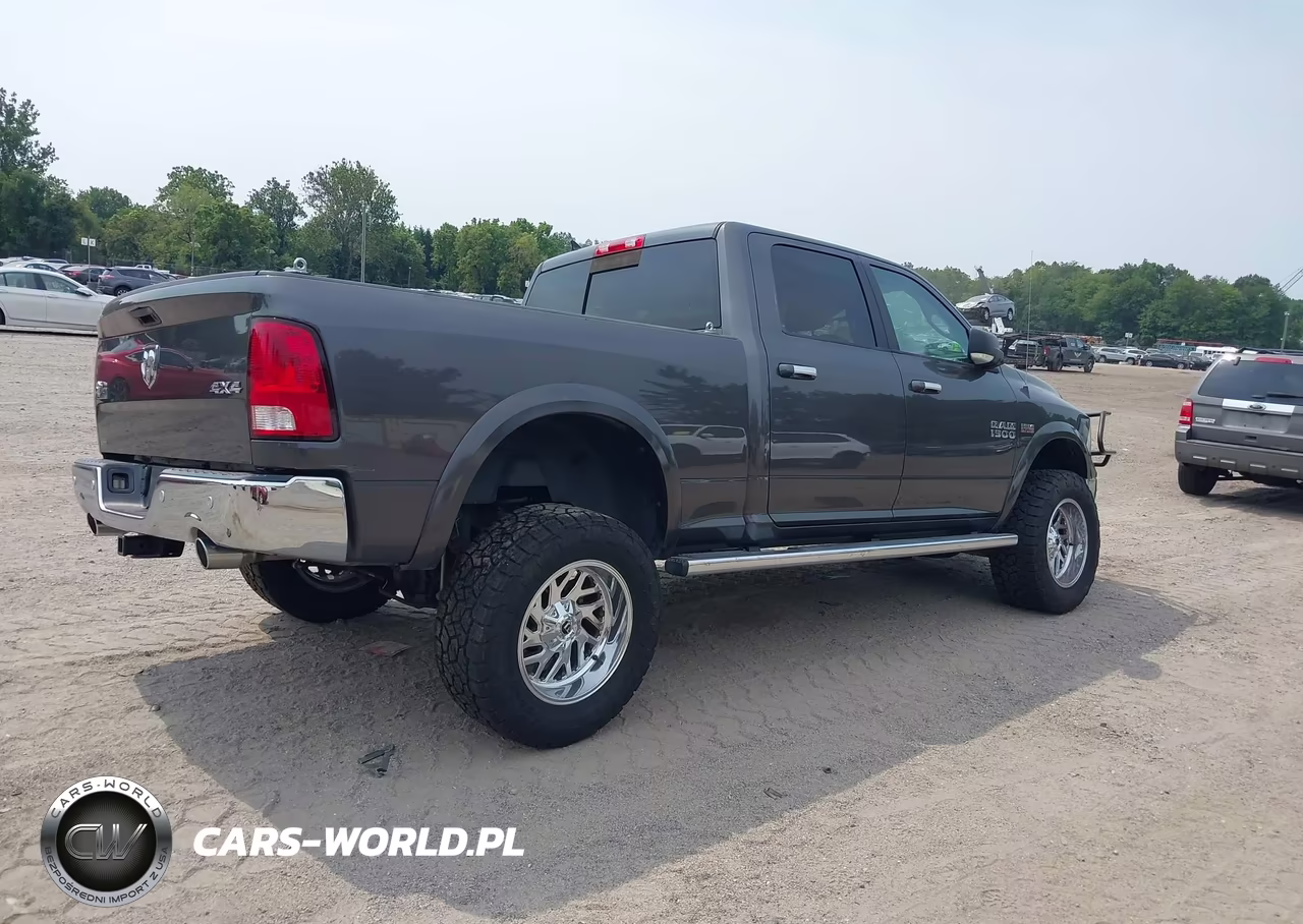 2018 Ram 1500 Big Horn 4X4 6'4 Box VIN:1C6RR7TT5JS256112 - 4