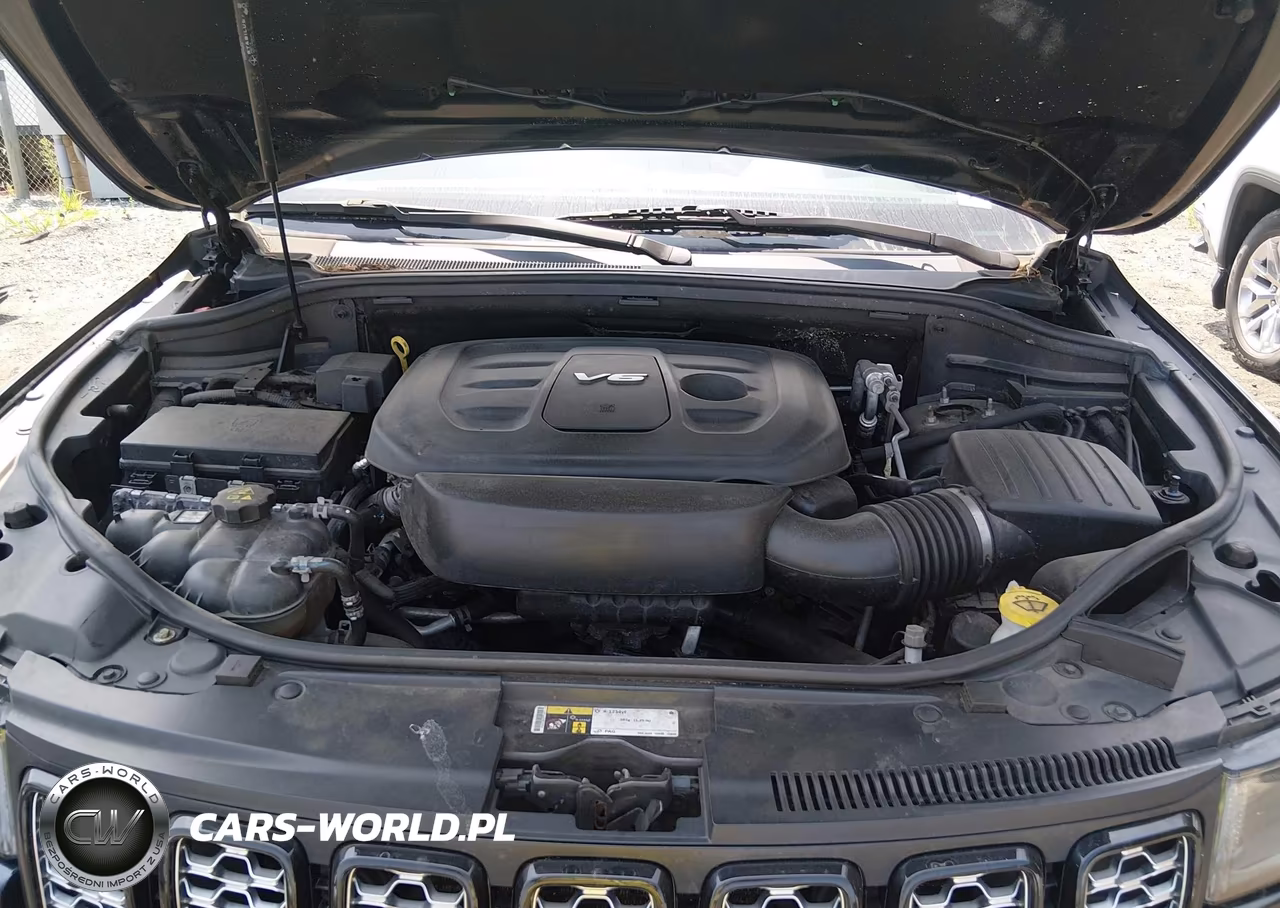 2019 Jeep Grand Cherokee Altitude 4X4 VIN:1C4RJFAG8KC578433 - 10