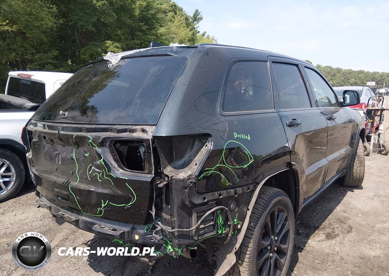 2019 Jeep Grand Cherokee Altitude 4X4 VIN:1C4RJFAG8KC578433 - 4