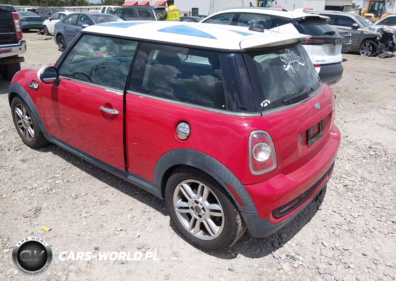 MINI HARDTOP VIN:WMWSV3C56DT392499 - 3