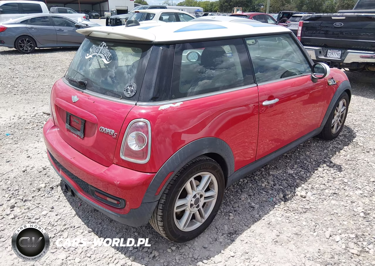 MINI HARDTOP VIN:WMWSV3C56DT392499 - 4