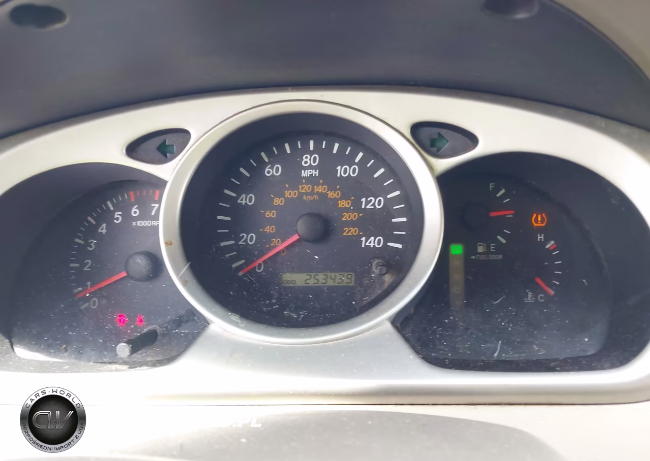 2007 Toyota Highlander V6 (2 Rows) (A5) VIN:JTEGP21A670143103 - 7