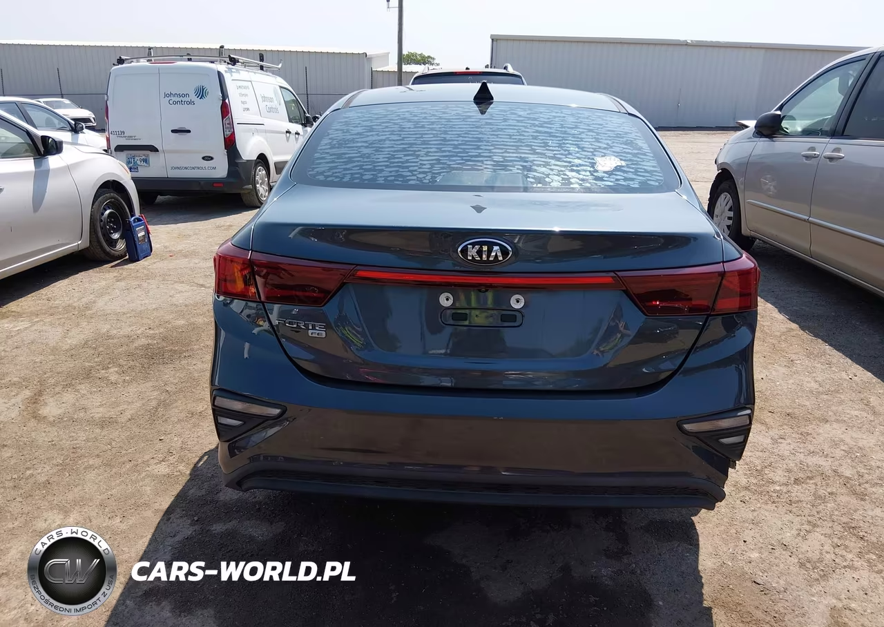 2020 Kia Forte Fe VIN:3KPF24ADXLE181052 - 16