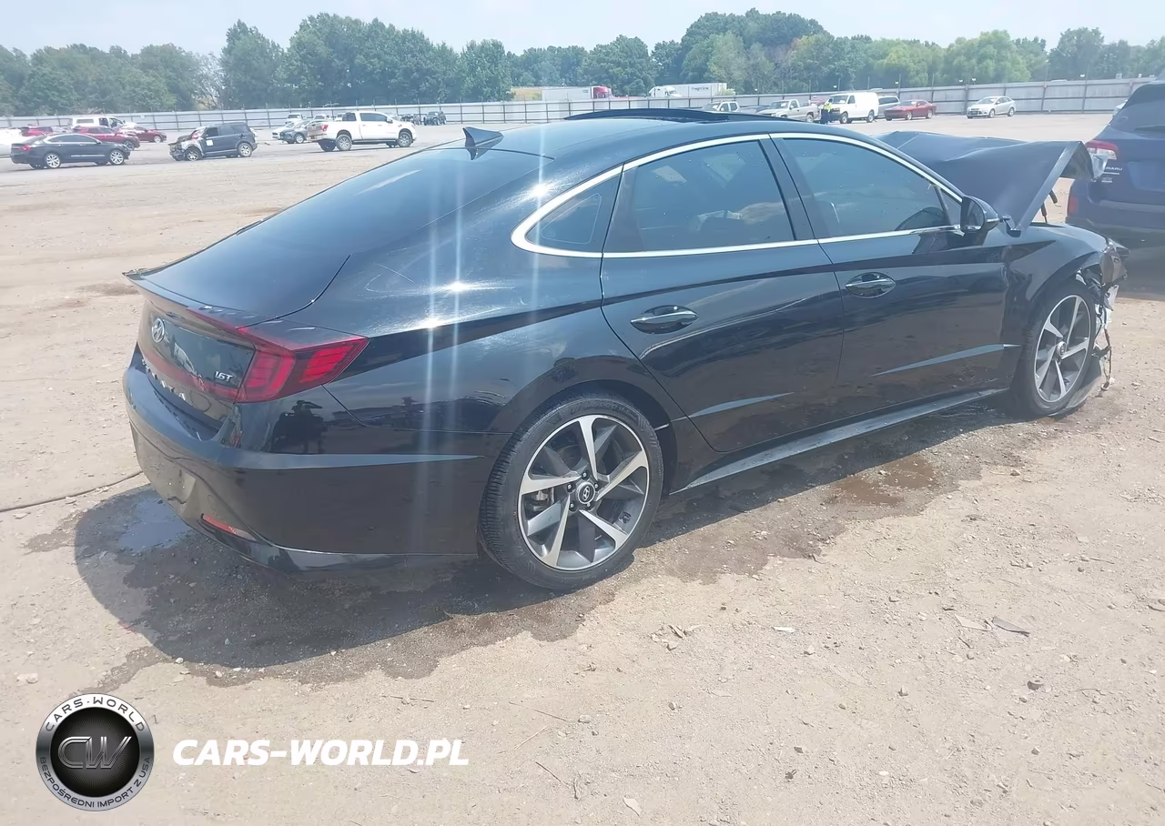 2023 Hyundai Sonata Sel Plus VIN:KMHL44J25PA282824 - 4