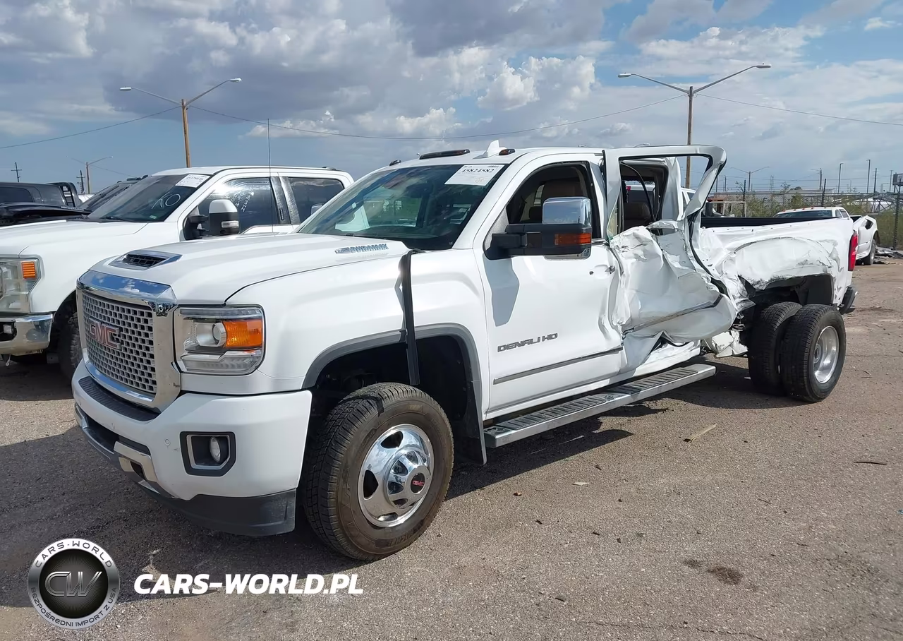 2017 GMC Sierra 3500Hd Denali VIN:1GT42YEYXHF218142 - 2
