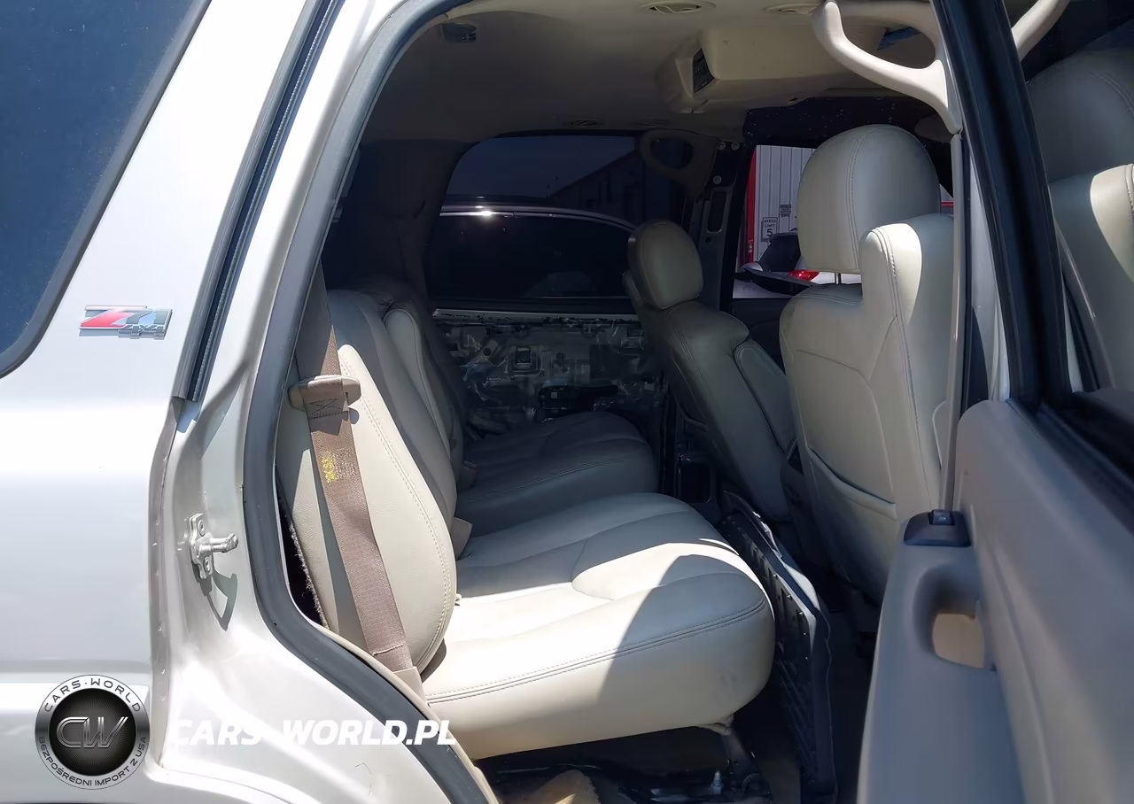 2005 Chevrolet Tahoe Z71 VIN:1GNEK13T15R260123 - 8