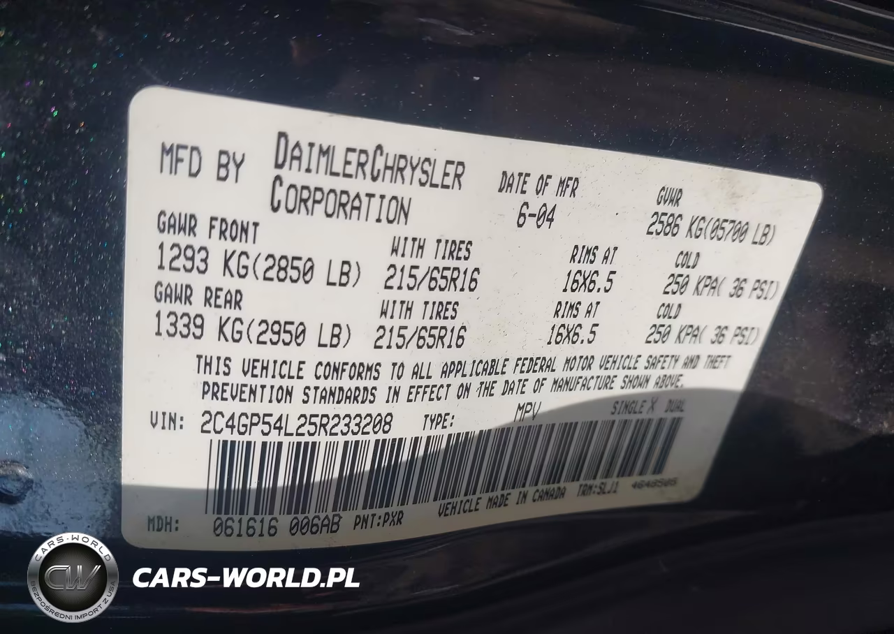 2005 Chrysler Town & Country Touring VIN:2C4GP54L25R233208 - 9