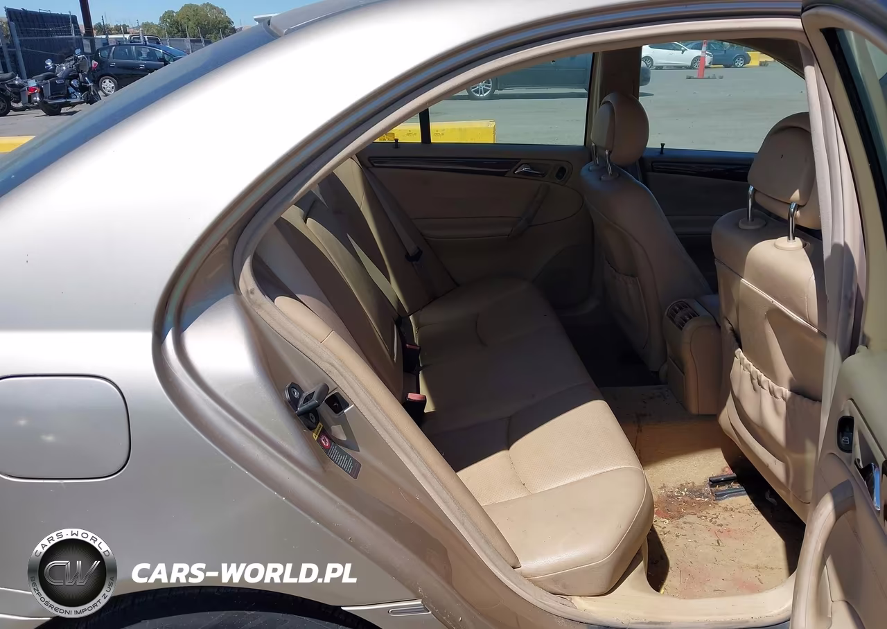 2003 Mercedes-Benz C 240 VIN:WDBRF81J33F383542 - 8