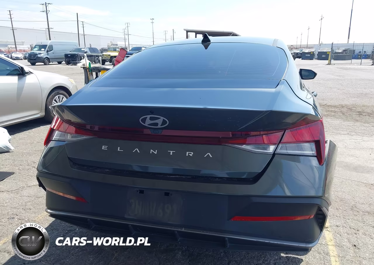 2024 Hyundai Elantra Sel VIN:KMHLM4DG5RU731945 - 16