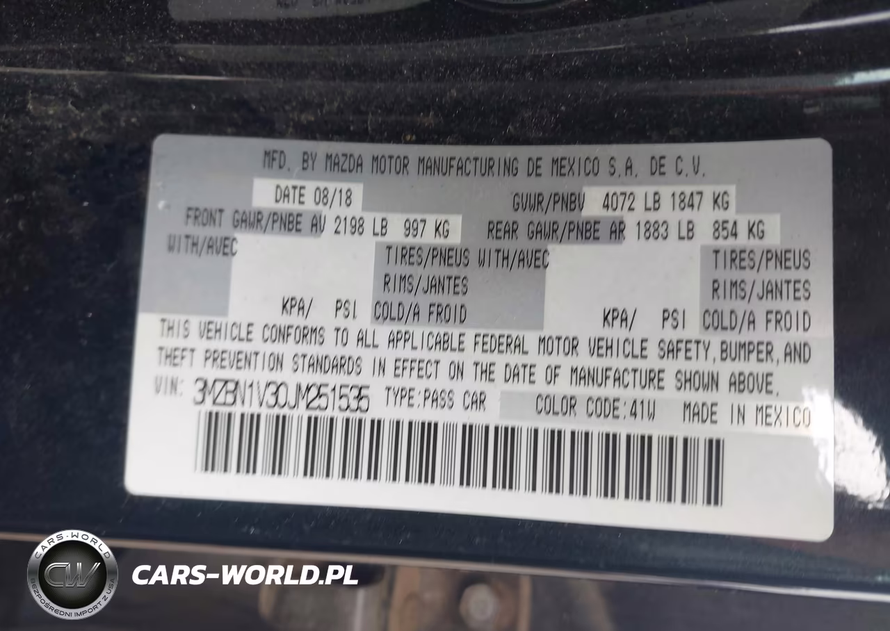 2018 Mazda Mazda3 Touring VIN:3MZBN1V30JM251535 - 9