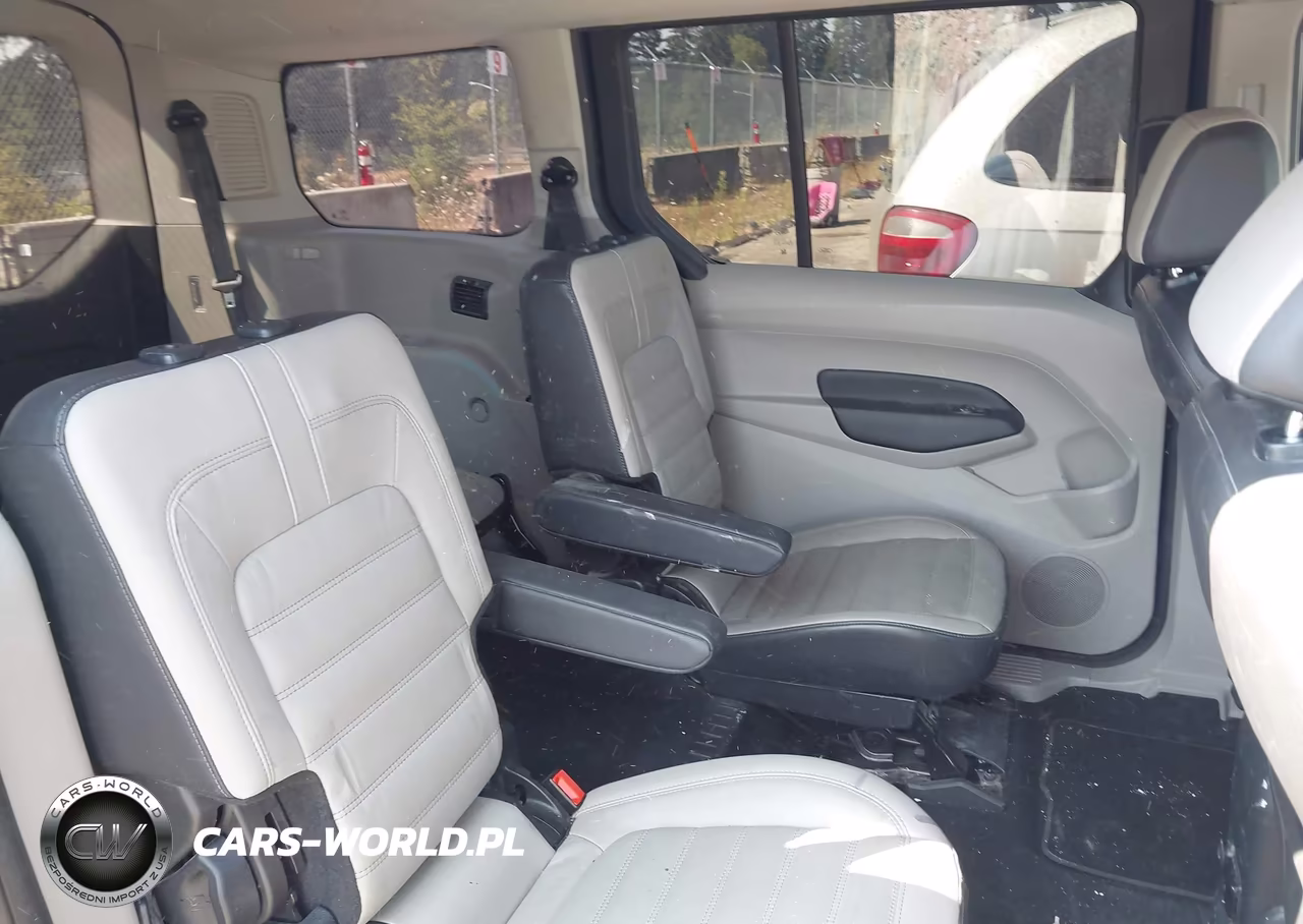 2019 Ford Transit Connect Titanium VIN:NM0GE9G29K1426467 - 8