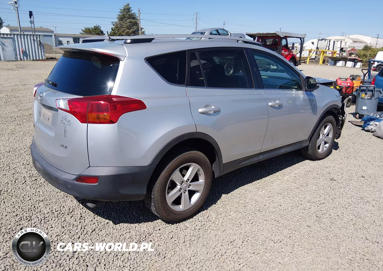 2013 Toyota Rav4 Xle VIN:2T3WFREV3DW034856 - 4