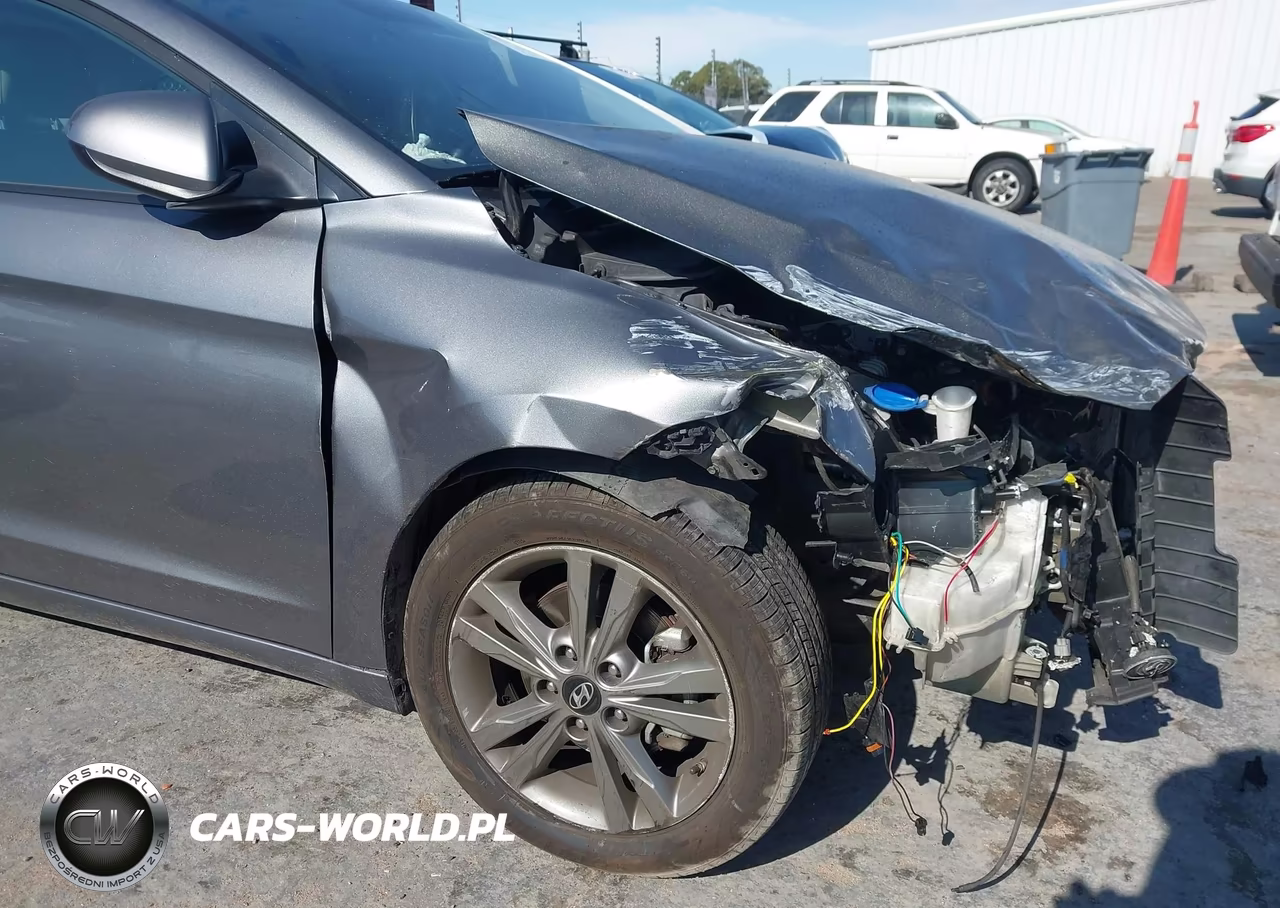 2018 Hyundai Elantra Sel VIN:5NPD84LF4JH305684 - 15