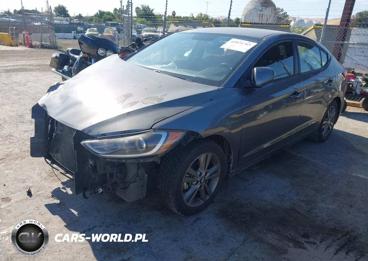 2018 Hyundai Elantra Sel VIN:5NPD84LF4JH305684 - 2
