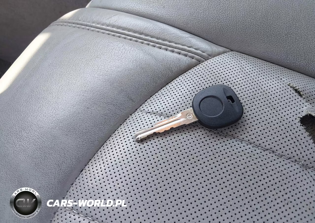 2012 Buick Enclave Leather VIN:5GAKRCEDXCJ332720 - 11