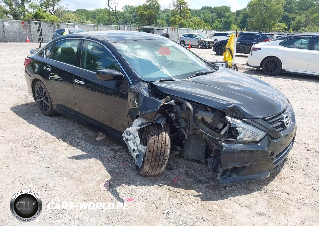 2018 Nissan Altima 2.5 Sr – zdjęcie 1 z 17